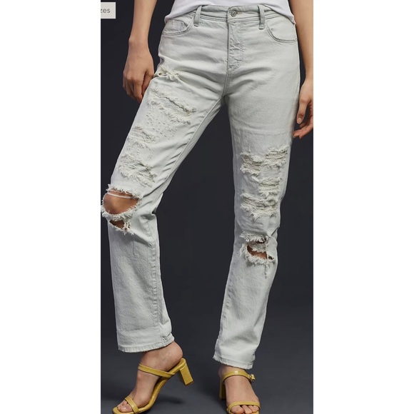 Anthropologie Pilcro Destroyed Mid-Rise Slim Boyfriend Jeans Light Wash Size 32 - Picture 3 of 11